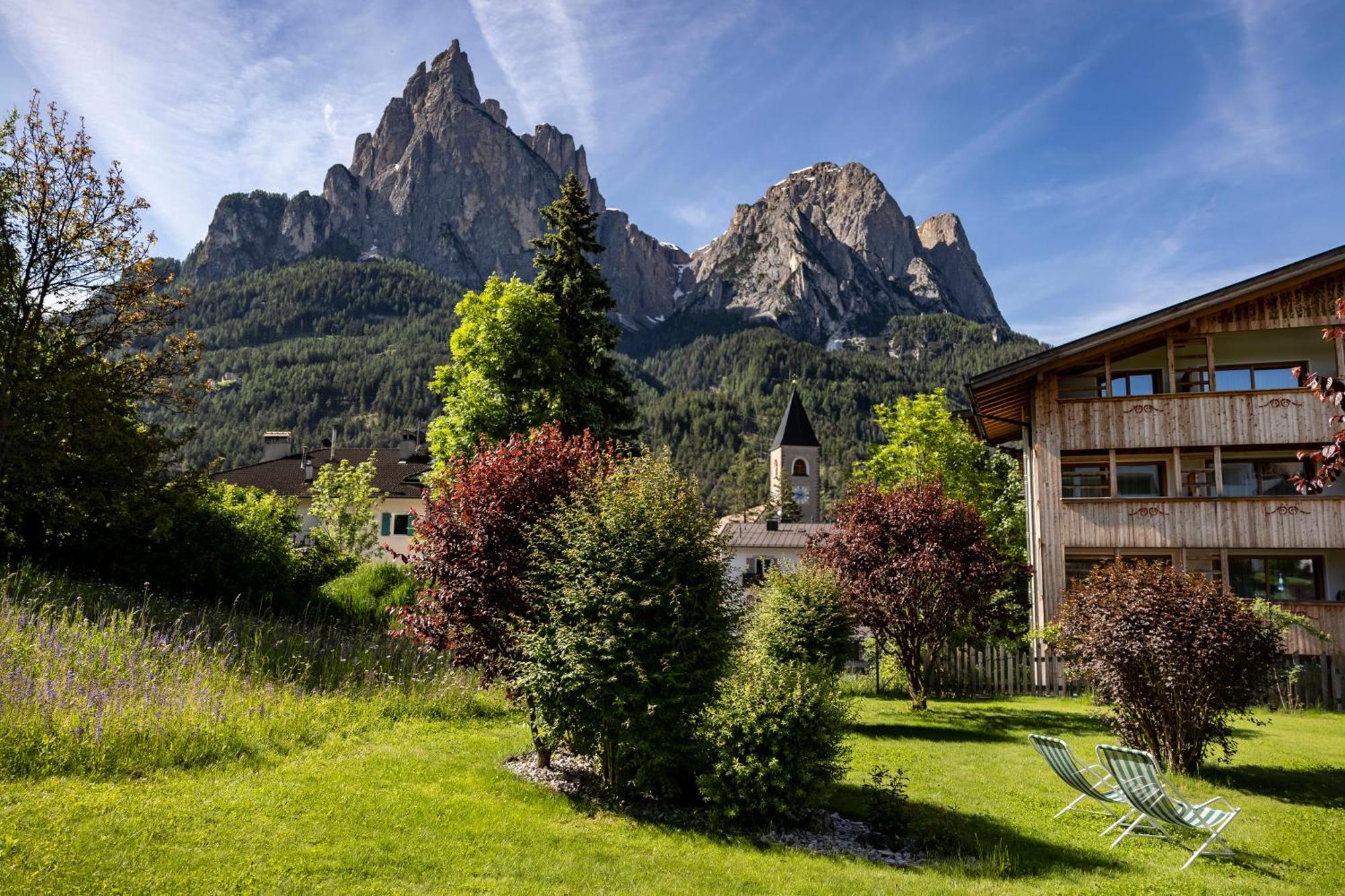 Artnatur Dolomites Hotel&Spa Siusi Eksteriør billede