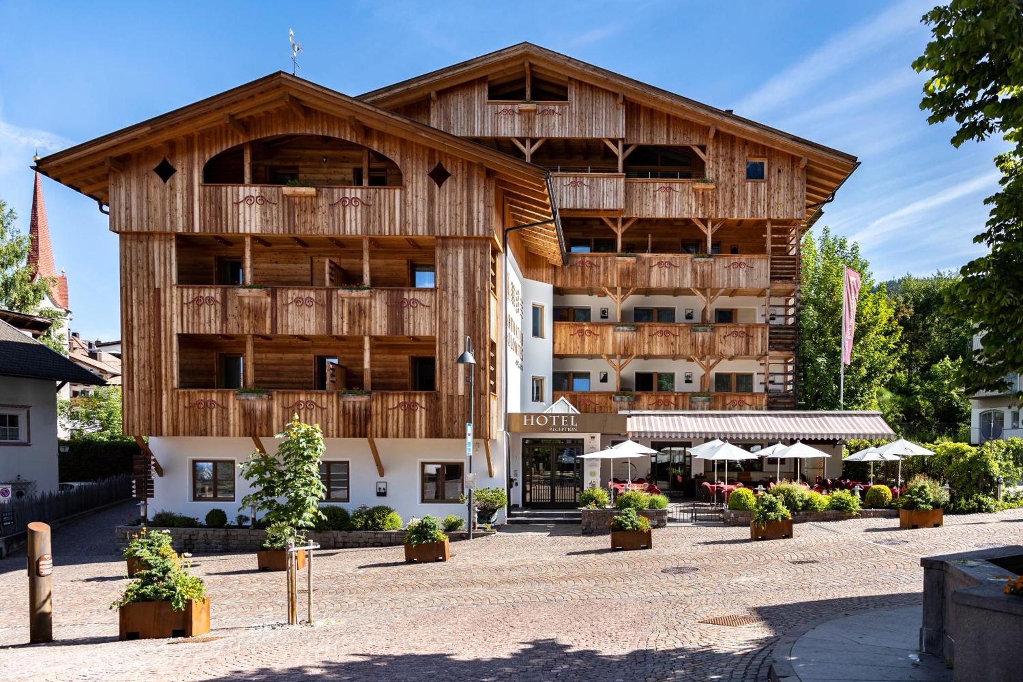 Artnatur Dolomites Hotel&Spa Siusi Eksteriør billede