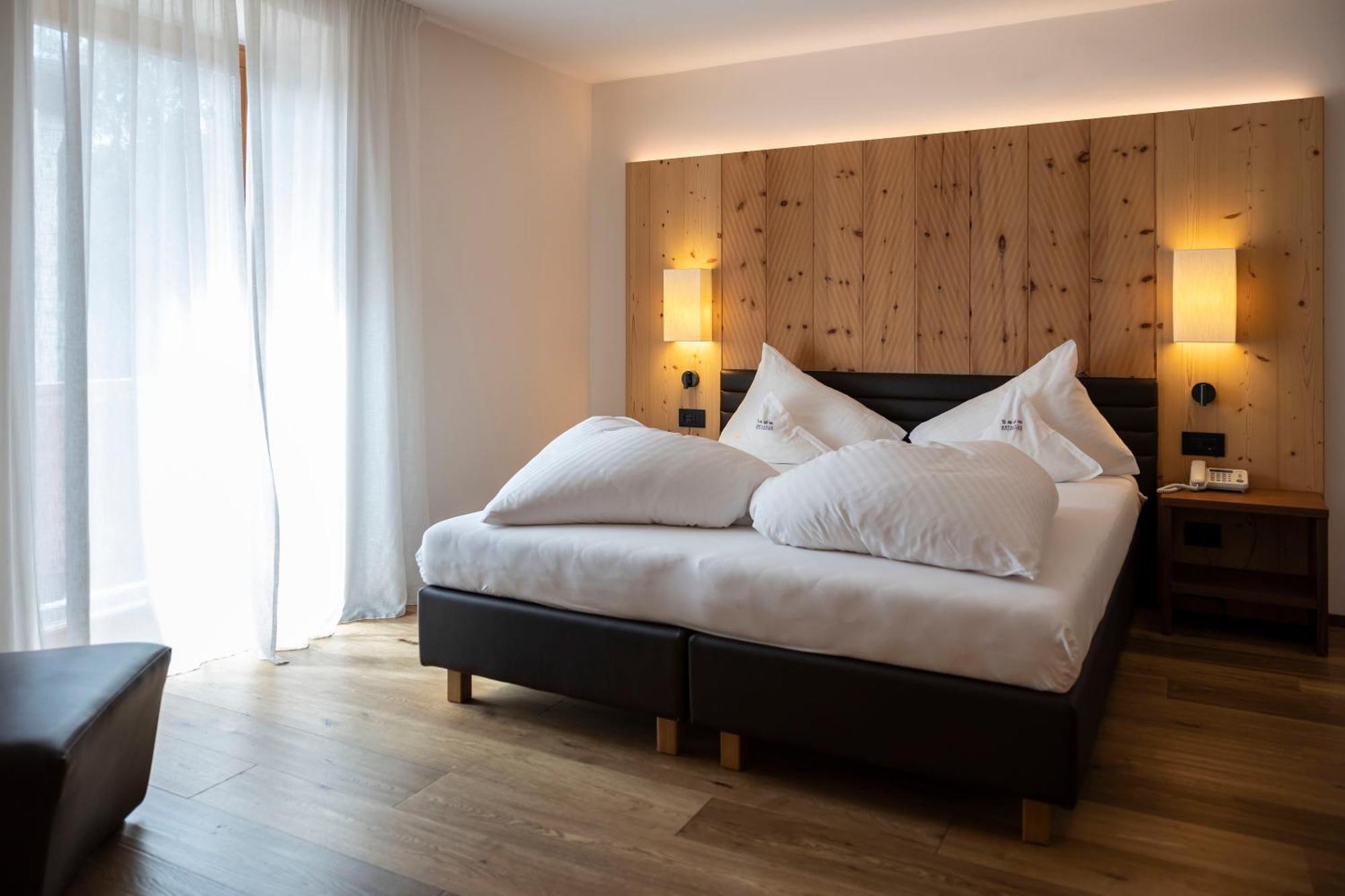 Artnatur Dolomites Hotel&Spa Siusi Værelse billede